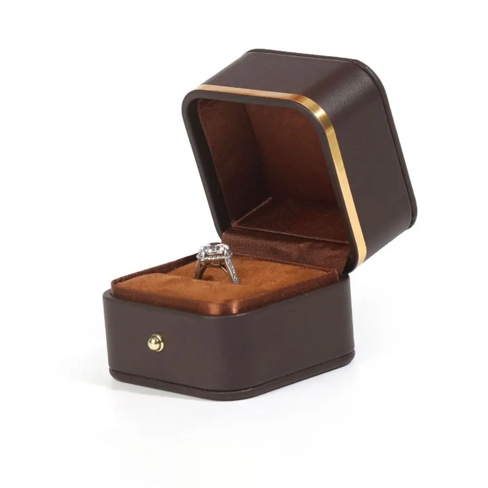 Boîte à bagues carrée en cuir  - Bar Cart Gold avis et prix